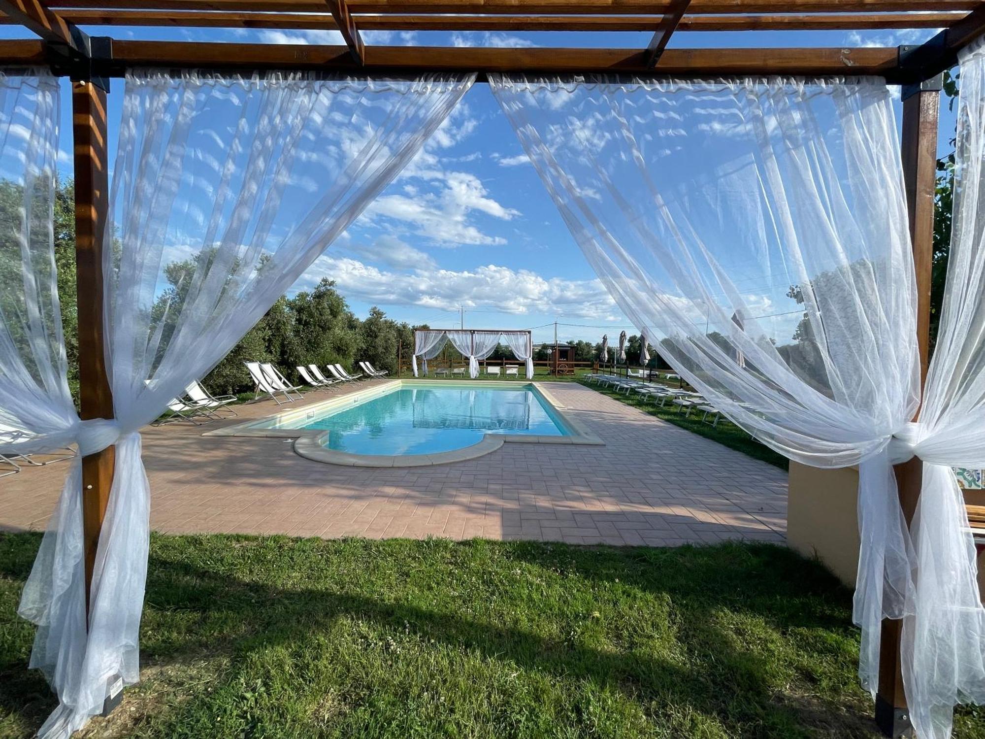 Agriturismo Le Grange Нумана Экстерьер фото